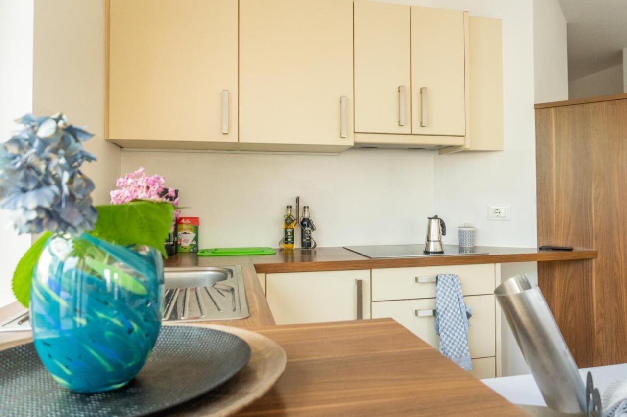 Ferienwohnung Mit Garage, Fahrradraum Und Sehr Grosser Sonnenverwoehnten Terrasse Лагундо Экстерьер фото
